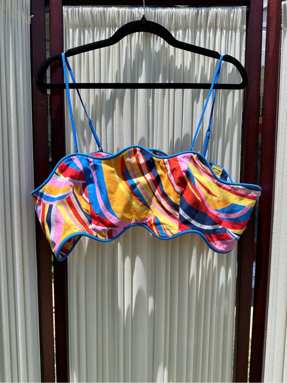 Farm Rio Multicolor Waves Scalloped Crop Top - Picture 3 of 8